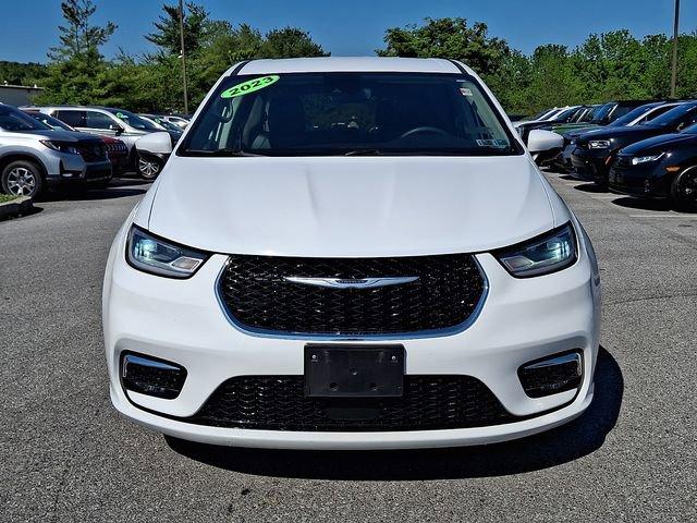 used 2023 Chrysler Pacifica car, priced at $25,995