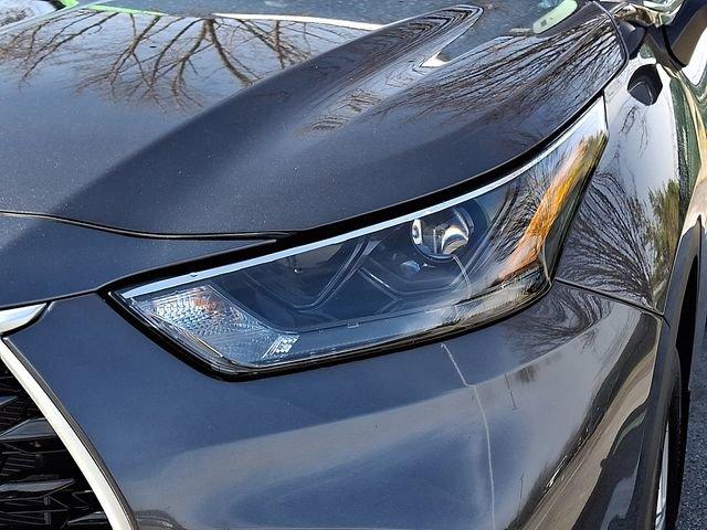 used 2023 Toyota Highlander car, priced at $37,995