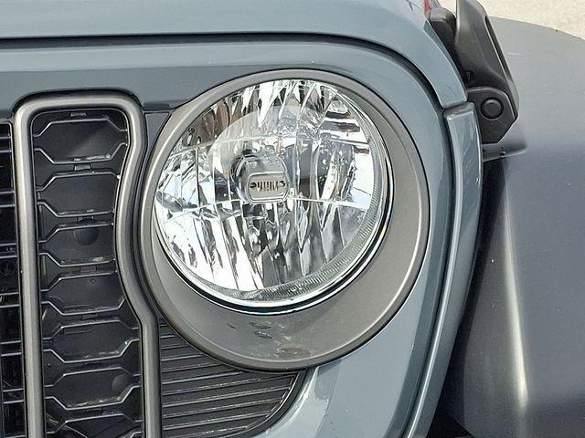 new 2026 Jeep Wrangler car, priced at $40,145