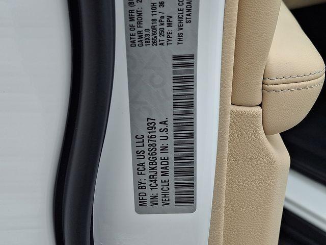 new 2025 Jeep Grand Cherokee L car, priced at $43,892