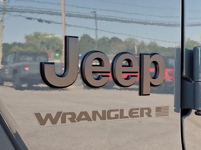 new 2025 Jeep Wrangler car, priced at $43,891