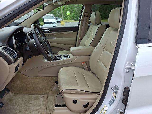 used 2016 Jeep Grand Cherokee car, priced at $16,995