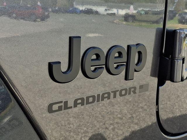 new 2026 Jeep Gladiator car, priced at $46,900