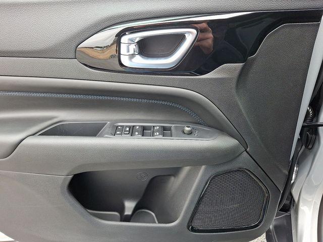 new 2026 Jeep Compass car, priced at $30,700