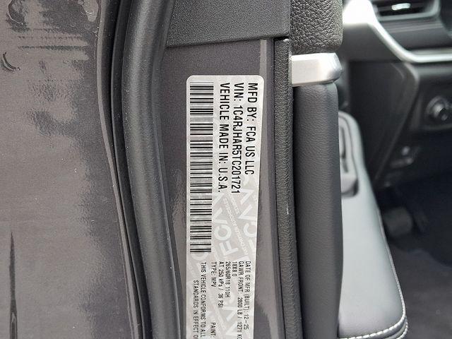 new 2026 Jeep Grand Cherokee car, priced at $48,750