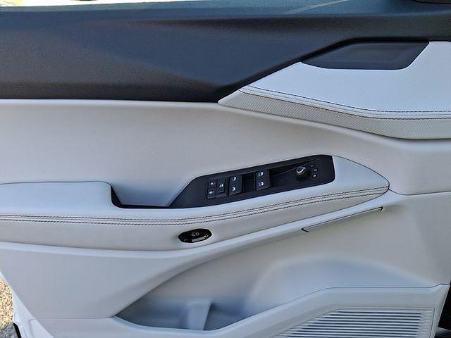 new 2026 Jeep Cherokee car, priced at $39,495