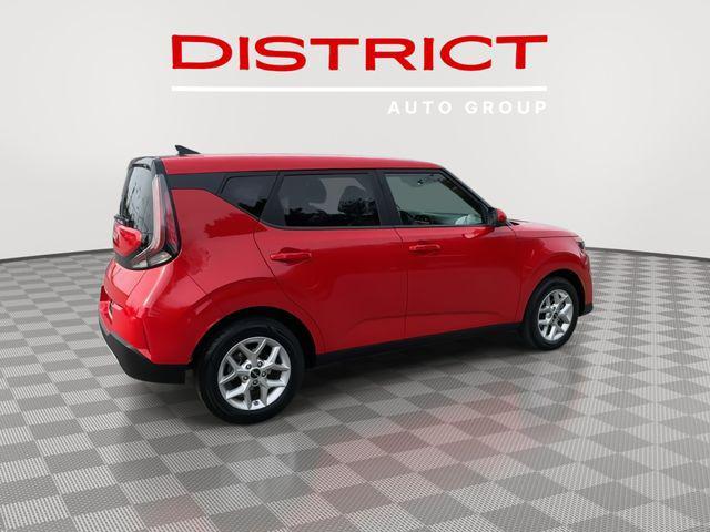 used 2024 Kia Soul car, priced at $16,390
