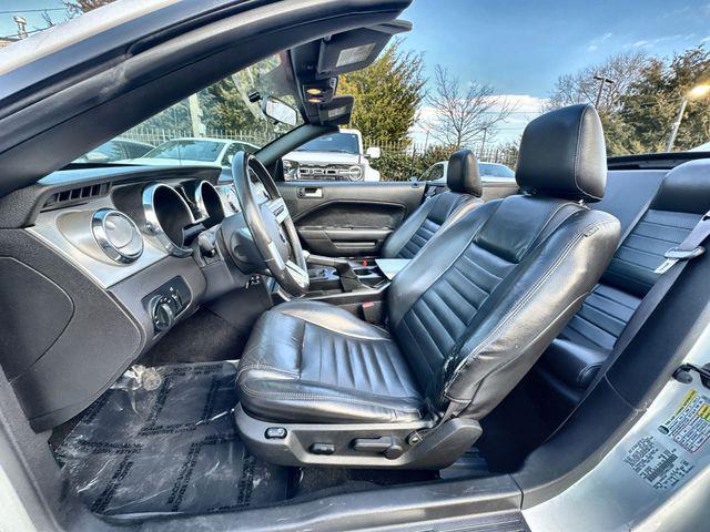 used 2006 Ford Mustang car, priced at $11,950