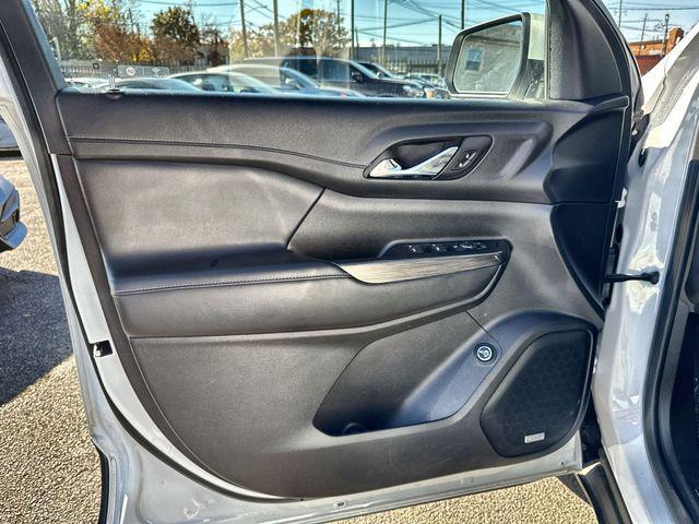 used 2023 GMC Acadia car, priced at $23,950