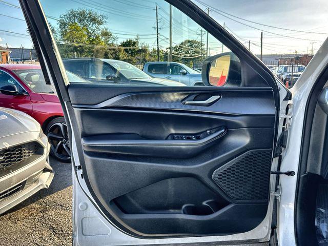 used 2024 Jeep Grand Cherokee car, priced at $23,850