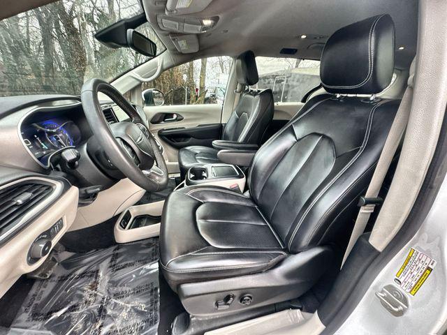 used 2023 Chrysler Pacifica car, priced at $22,950