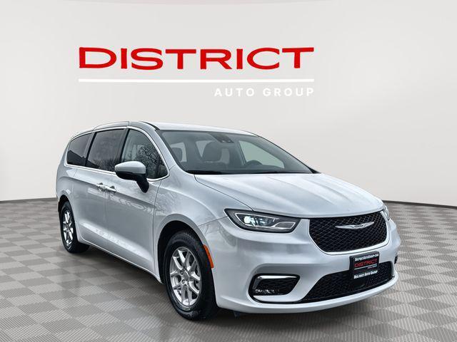 used 2023 Chrysler Pacifica car, priced at $22,950