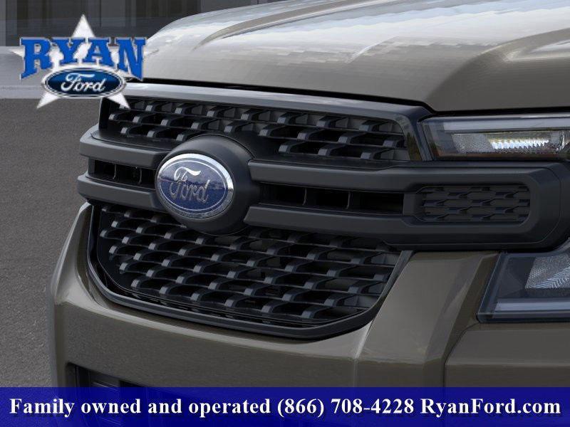 new 2025 Ford Ranger car, priced at $33,401