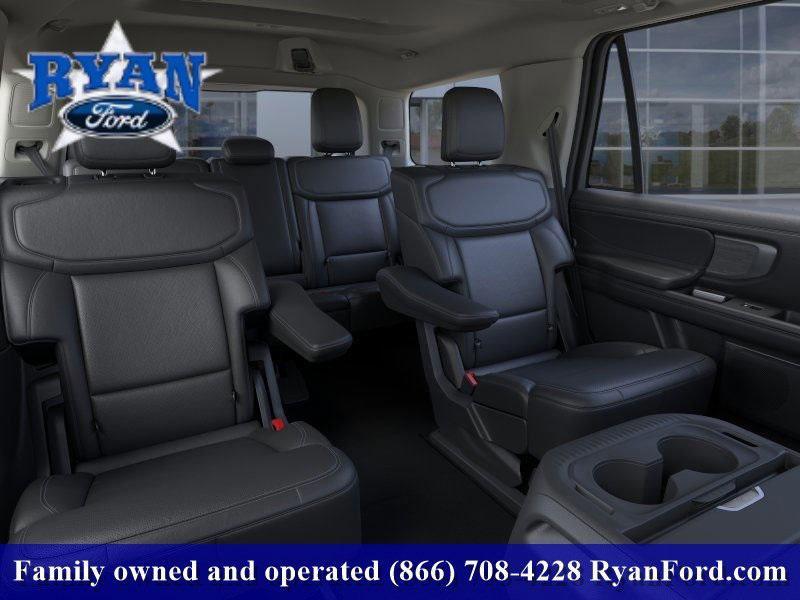 new 2025 Ford Expedition car