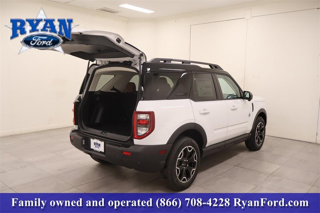 new 2025 Ford Bronco Sport car, priced at $35,156