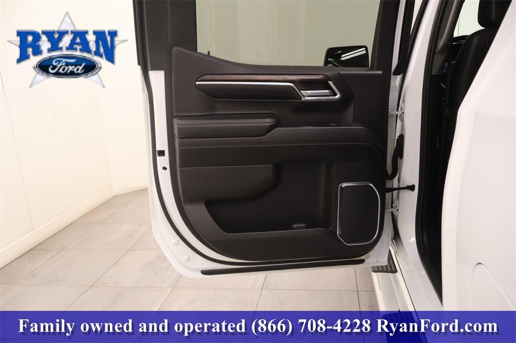 used 2022 GMC Sierra 1500 car, priced at $35,495