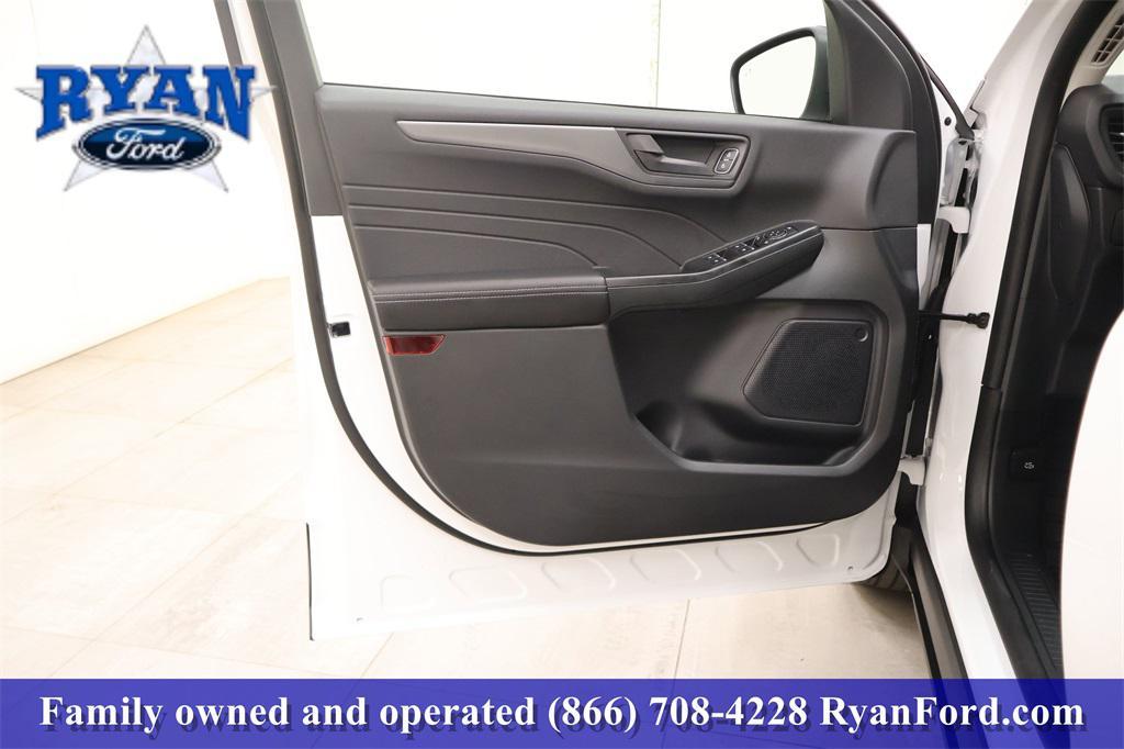 new 2026 Ford Escape car, priced at $24,657