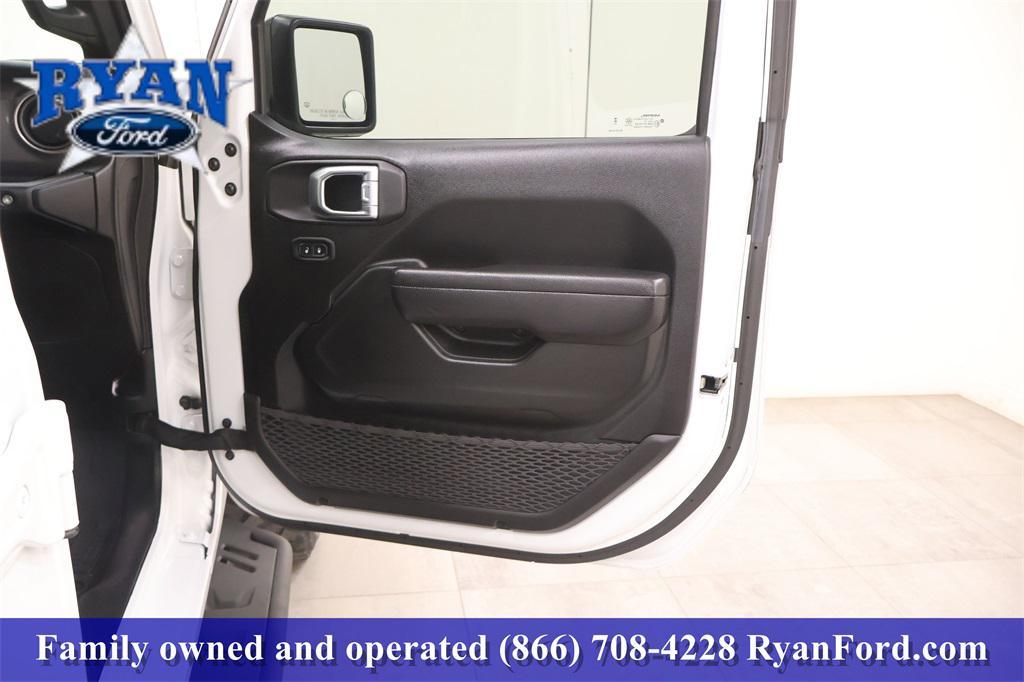 used 2023 Jeep Gladiator car, priced at $29,995