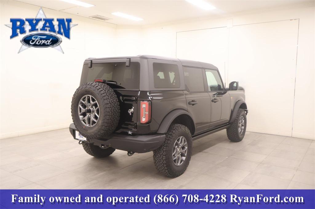 new 2025 Ford Bronco car, priced at $52,330