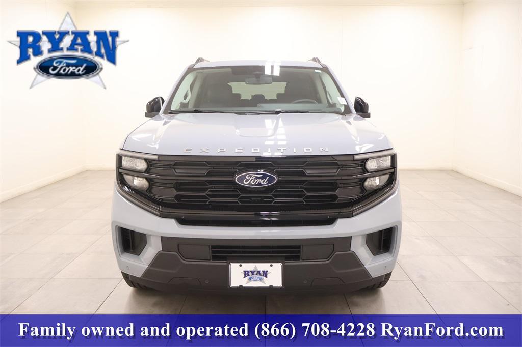 new 2025 Ford Expedition car, priced at $64,345