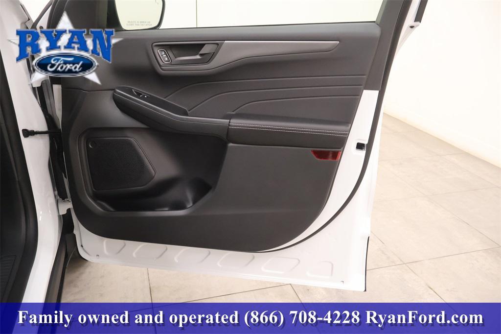 new 2026 Ford Escape car, priced at $24,657