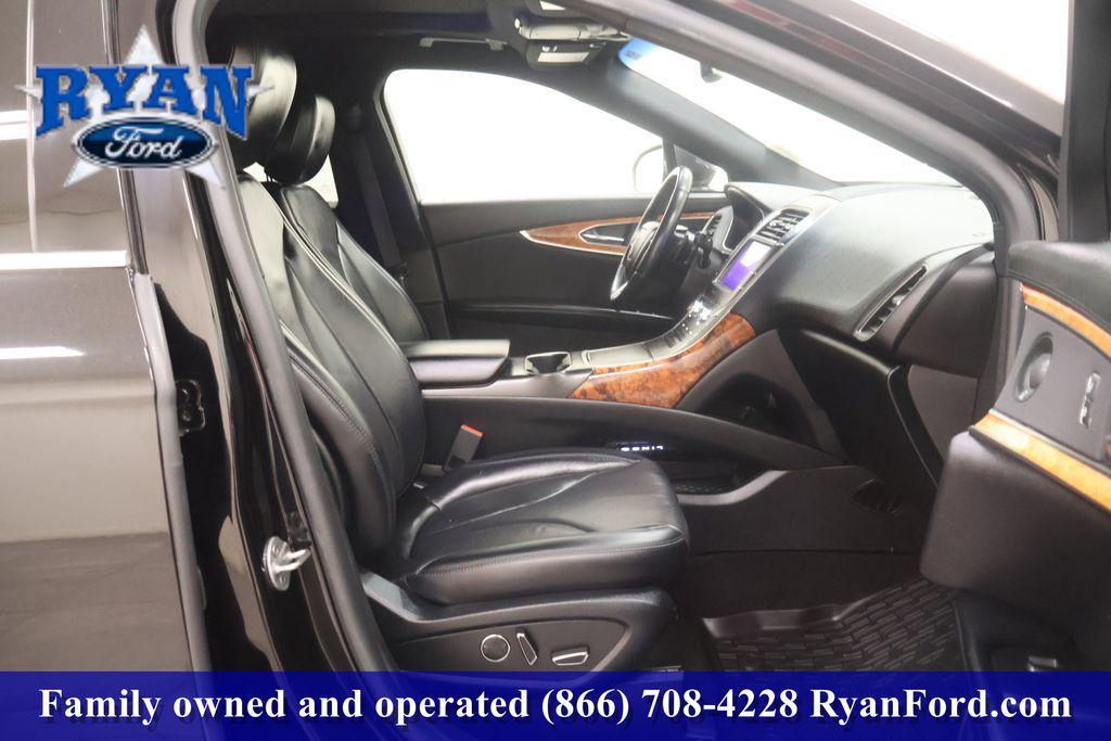 used 2020 Lincoln Nautilus car, priced at $20,775