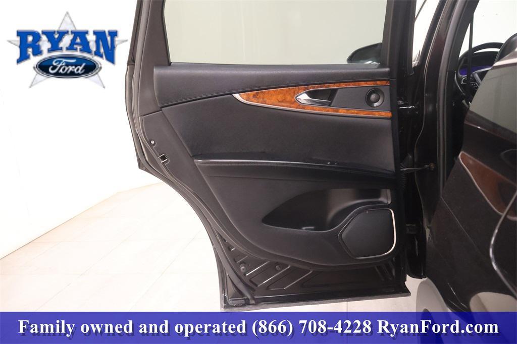 used 2020 Lincoln Nautilus car, priced at $24,495