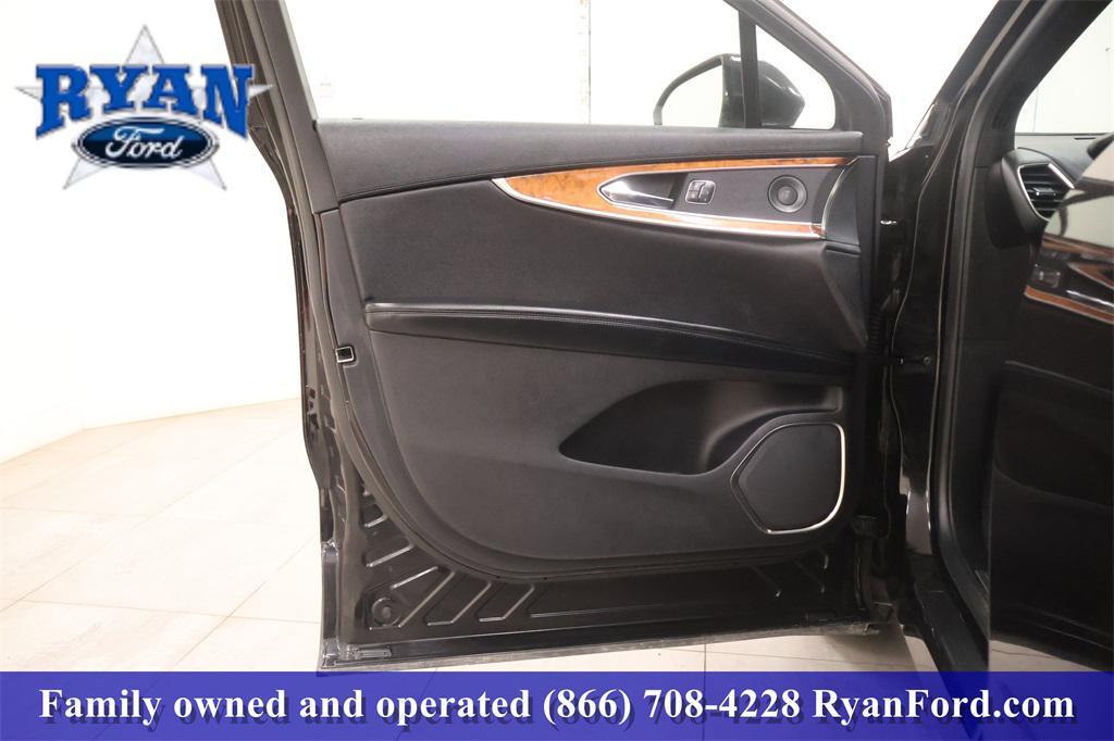 used 2020 Lincoln Nautilus car, priced at $24,495