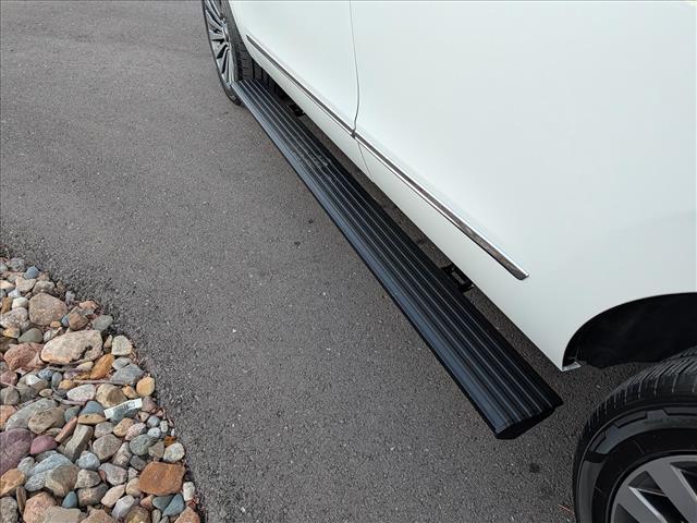 used 2020 Lincoln Navigator car, priced at $49,900