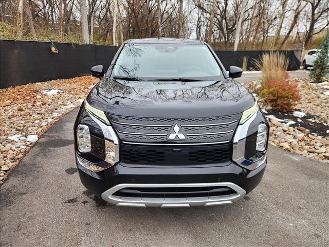 used 2024 Mitsubishi Outlander car, priced at $23,900