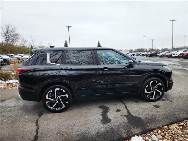 used 2024 Mitsubishi Outlander car, priced at $23,900