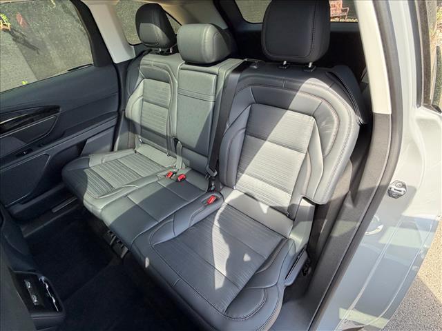 new 2026 Lincoln Nautilus car, priced at $63,470