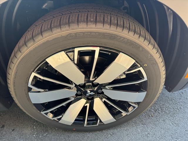 new 2025 Mitsubishi Outlander car, priced at $41,035