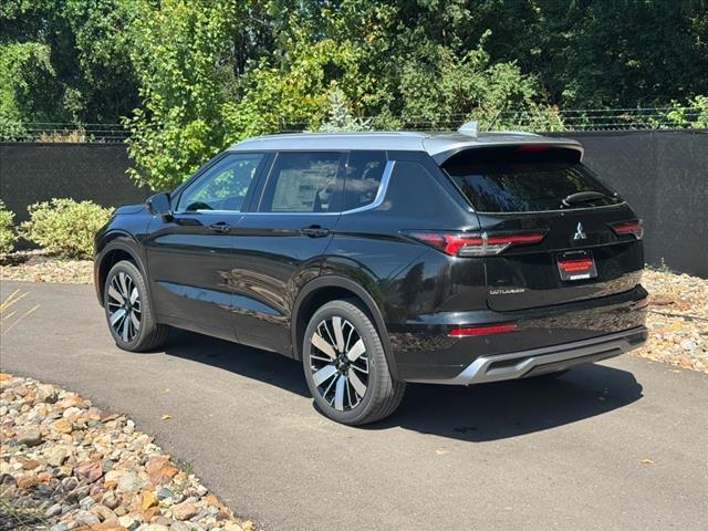 new 2025 Mitsubishi Outlander car, priced at $41,035