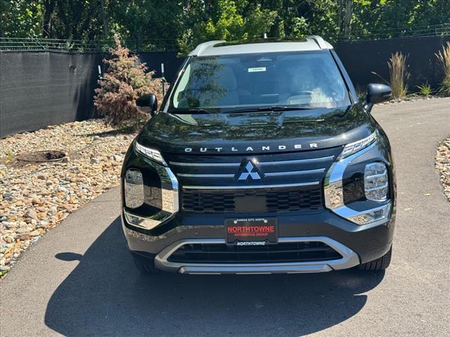 new 2025 Mitsubishi Outlander car, priced at $41,035