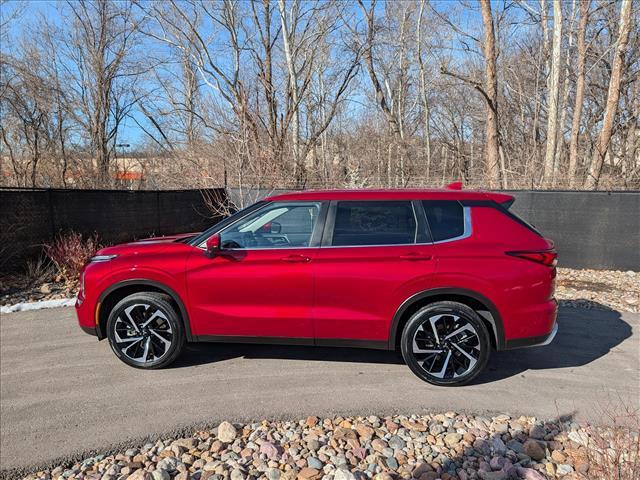 used 2024 Mitsubishi Outlander car, priced at $23,900
