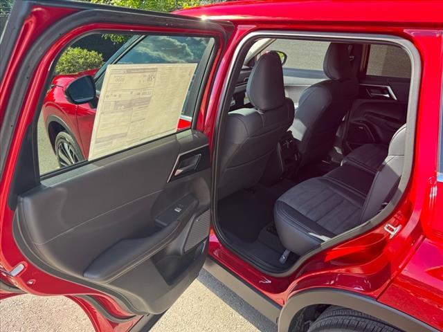 new 2025 Mitsubishi Outlander car, priced at $35,595