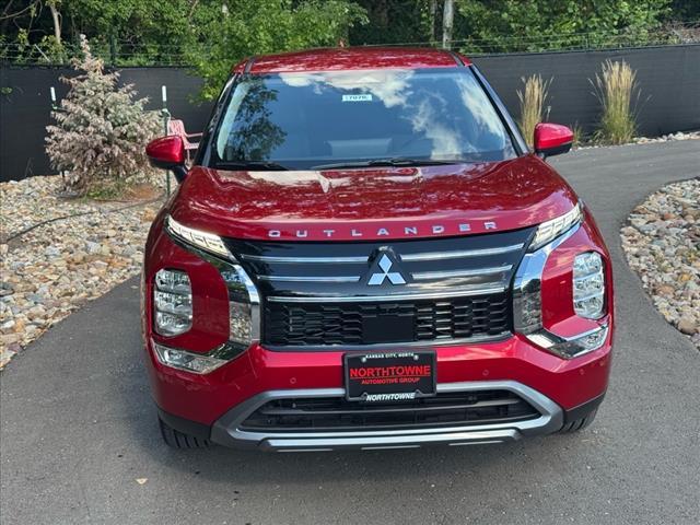 new 2025 Mitsubishi Outlander car, priced at $35,595