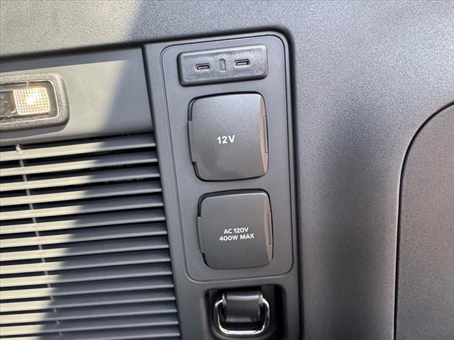 new 2025 Lincoln Navigator L car, priced at $106,458