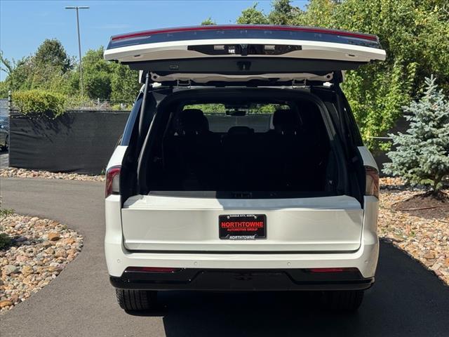 new 2025 Lincoln Navigator L car, priced at $106,458