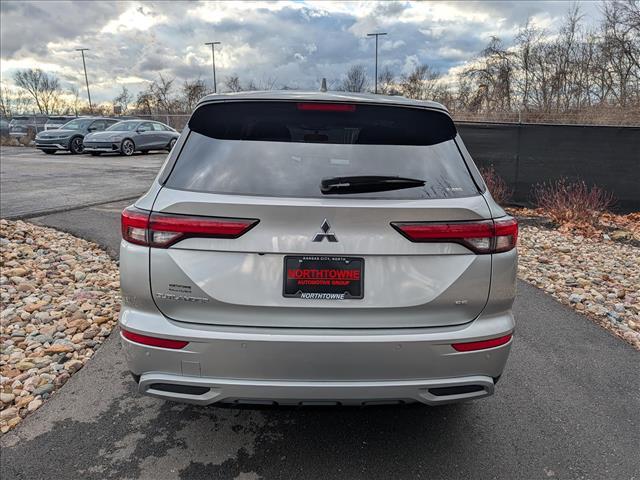 used 2024 Mitsubishi Outlander car, priced at $24,900