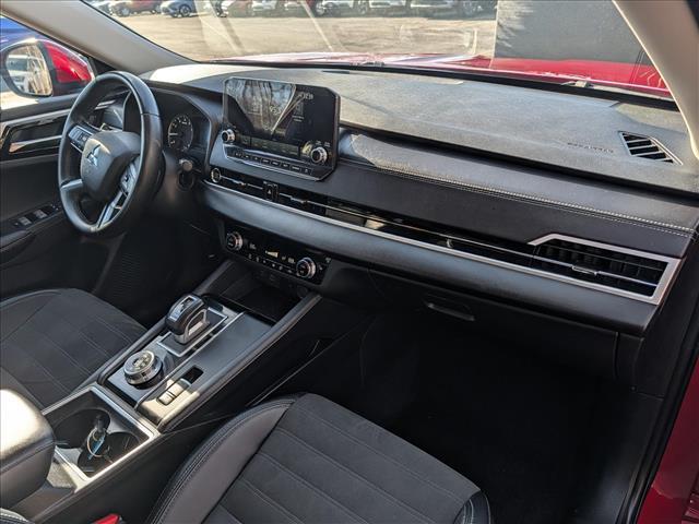 used 2024 Mitsubishi Outlander car, priced at $23,900