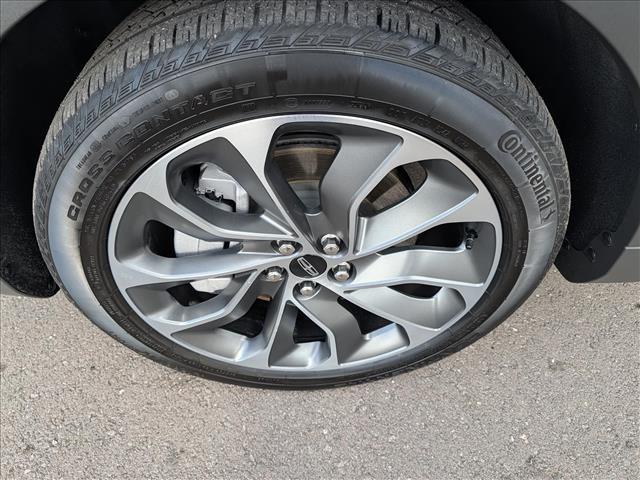 used 2022 Lincoln Nautilus car, priced at $36,900