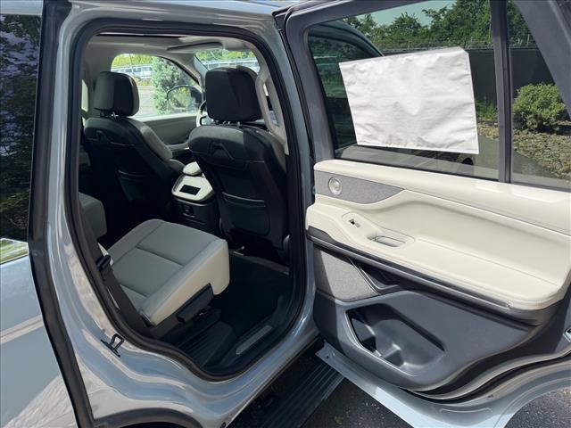 new 2026 Lincoln Navigator car, priced at $96,589