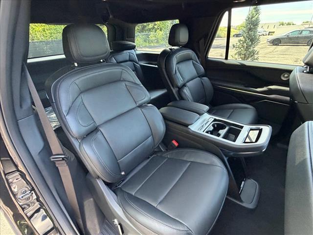new 2026 Lincoln Navigator car, priced at $102,045