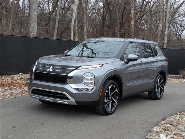 used 2024 Mitsubishi Outlander car, priced at $24,900
