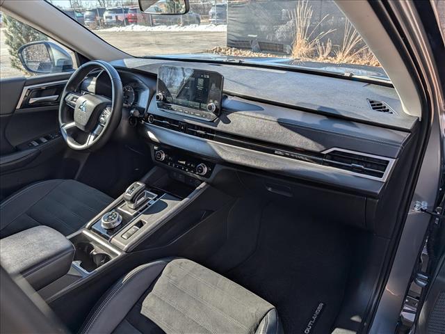 used 2024 Mitsubishi Outlander car, priced at $23,900