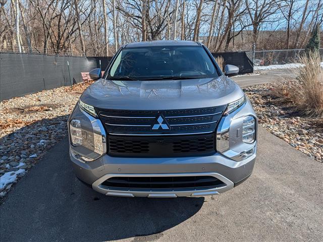 used 2024 Mitsubishi Outlander car, priced at $23,900