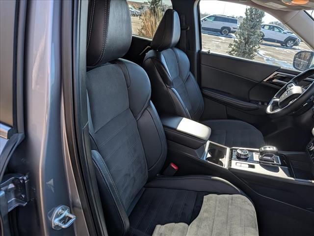 used 2024 Mitsubishi Outlander car, priced at $23,900