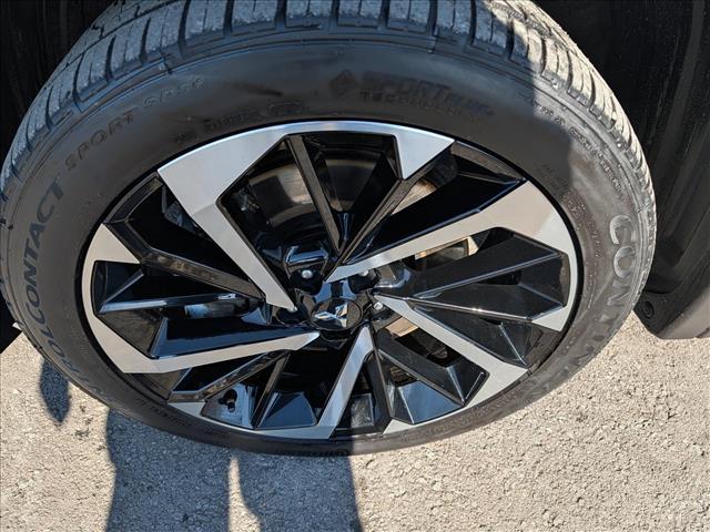 used 2024 Mitsubishi Outlander car, priced at $23,900